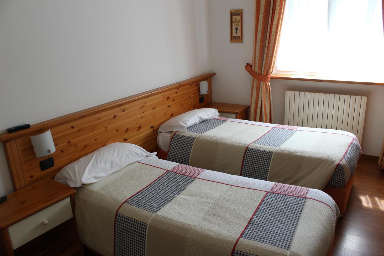 Hotel Culmine Ardenno Zimmer foto